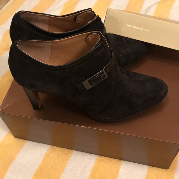 Franco Sarto Black booties - Picture 2 of 5